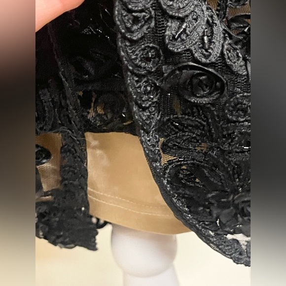 Elegant Black Lace Dress - Picture 8 of 14